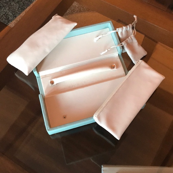 Pottery Barn Travel Jewelry Case - Picture 4 of 8